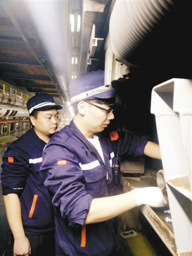 �����f������ͽ�����������ڹ���