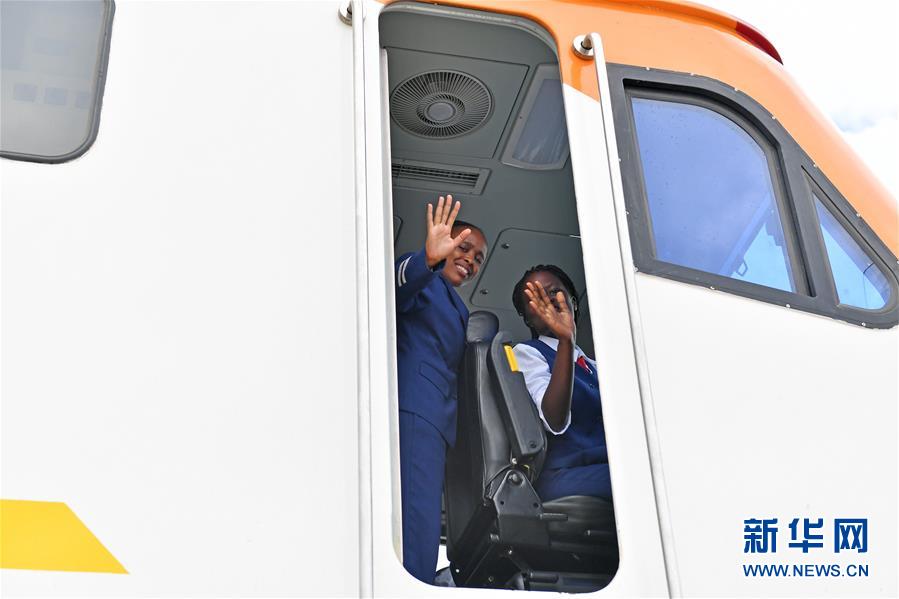 ʡͼĻ3йʦҿ𳵣Ů˾·