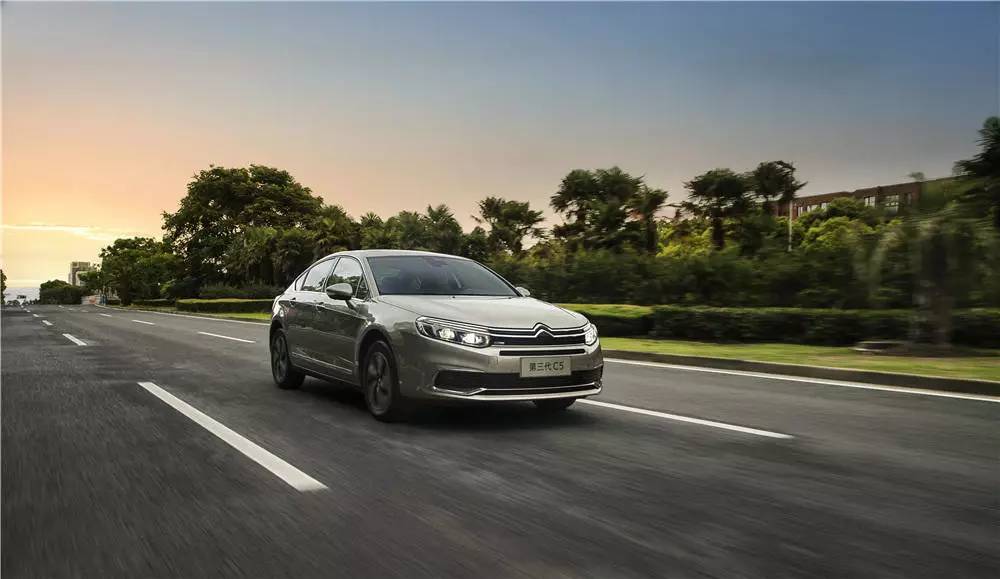 【试驾】不讲情怀,只讲设计——试驾东风雪铁龙全新C5