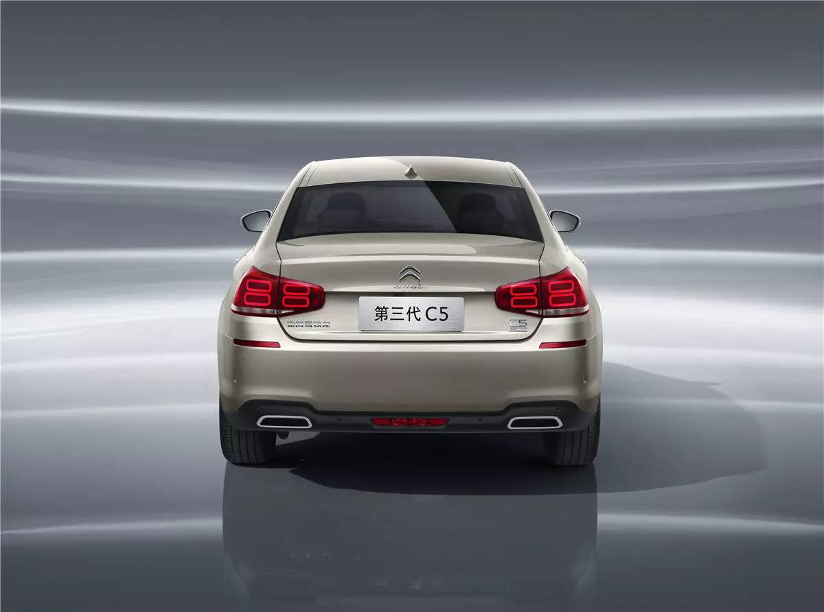 【试驾】不讲情怀,只讲设计——试驾东风雪铁龙全新C5