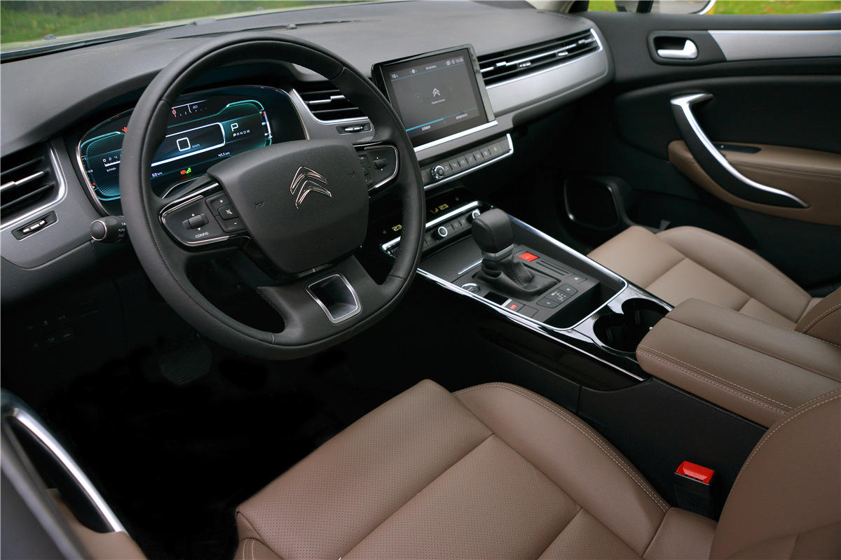 【试驾】不讲情怀,只讲设计——试驾东风雪铁龙全新C5