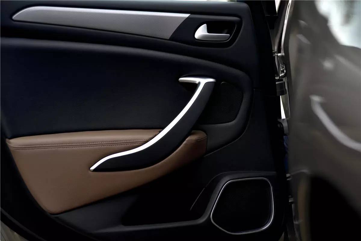 【试驾】不讲情怀,只讲设计——试驾东风雪铁龙全新C5