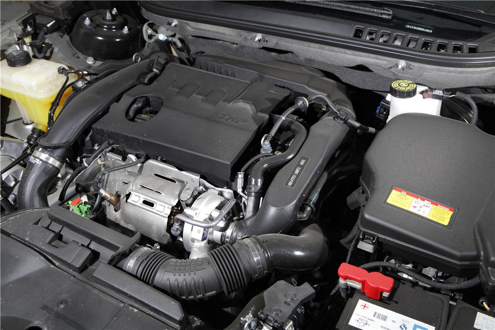 【试驾】不讲情怀,只讲设计——试驾东风雪铁龙全新C5