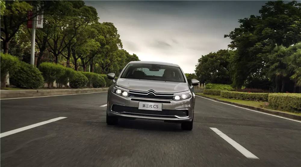 【试驾】不讲情怀,只讲设计——试驾东风雪铁龙全新C5