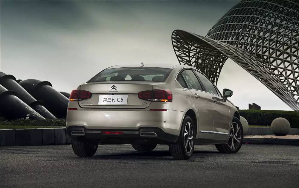 【试驾】不讲情怀,只讲设计——试驾东风雪铁龙全新C5