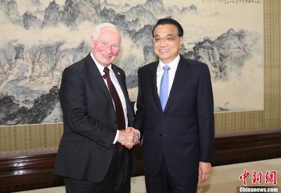 7��13�գ��й�����Ժ�������ǿ�ڱ������Ϻ��Ϲ�������ô��ܶ�Լ��˹�١�<a target='_blank' href='http://www.chinanews.com/'></table>������</a>���� ���� ��