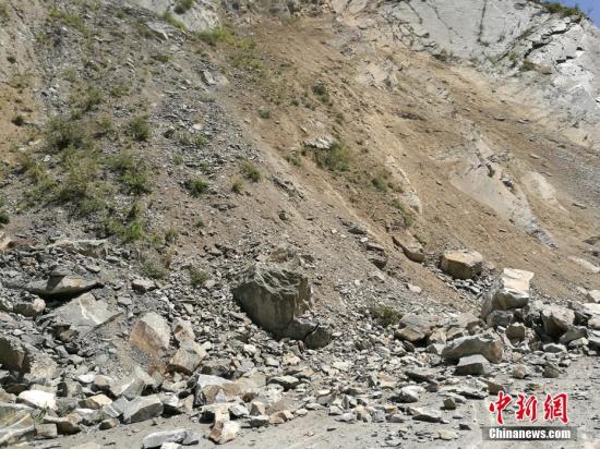 8��8��21ʱ19�����Ĵ������ݾ�կ���ط���7.0��������Դ���20ǧ�ס�ͼΪ�������󲿷�ɽ����ֿ�����<a target='_blank' href='http://www.chinanews.com/' ></table>������</a>���� ��Դ ��