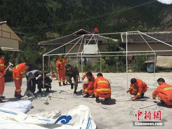 8��8��21ʱ19�����Ĵ������ݾ�կ���ط���7.0��������Դ���20ǧ�ס�ͼΪ����������Ա�ھ�կ���������������<a target='_blank' href='http://www.chinanews.com/' ></table>������</a>���� ���ҿ� ��