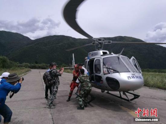 8��10�գ���8.8����կ�����������ָ�Ӳ��ɳ�����ֱ������ӷ���ǰ���Ĵ���կ�������Ѿȡ�ͼΪ���ɹ��Ѿȳ��ı������ڡ� <a target='_blank' href='http://www.chinanews.com/' ></table>������</a>���� ��Դ ��