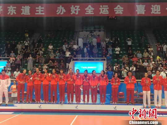 ����Ů��3��0��ɨ�Ϻ��׶�ȫ�˻�ھ�