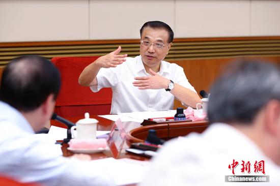 9��27�գ��й��������ξֳ�ί������Ժ�������ǿ�����ٿ���̸�ᣬ�о���һ���Ӫ�����Ե㡢������ز�˰���ߵȹ������й��������ξֳ�ί������Ժ�������Ÿ�����ϯ�� <a target='_blank' href='http://www.chinanews.com/'></table>������</a>���� ���� ��