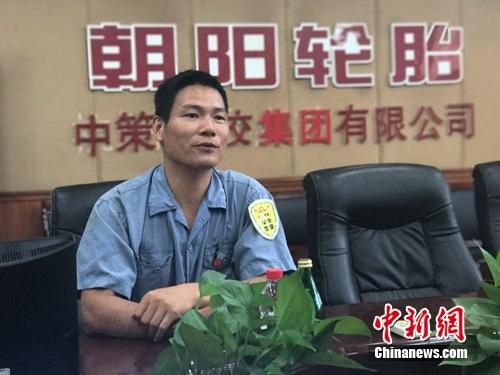 程海良接受记者采访。<a target='_blank' href='http://www.chinanews.com/' ></table>中新网</a> 吴涛 摄