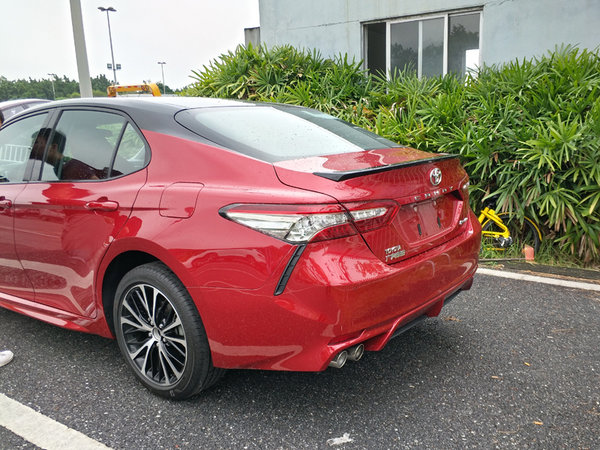 2017广州车展探馆 广汽丰田凯美瑞亮相广州-图4