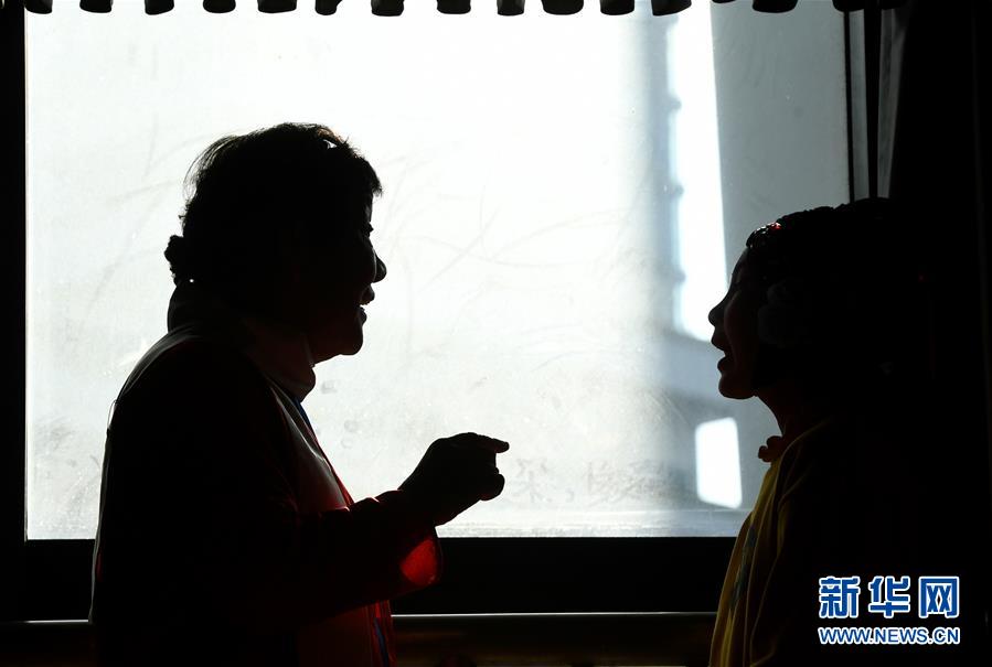 #(图片故事)(13)“京剧奶奶”公益推广京剧十余载