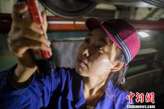 ְ�����ڼ����˿������ʶ������ϲ�� ��