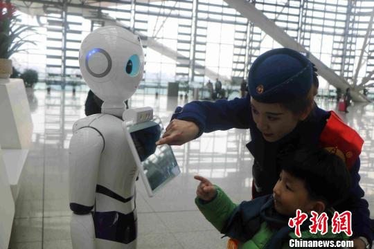 �����ȡ��ġ�С·������С����ǰ�����顣�������� ��