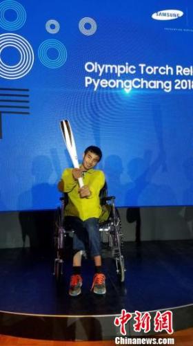 ͼΪ������ں���ƽ�����»��ڼ����Ӱ�������� ��