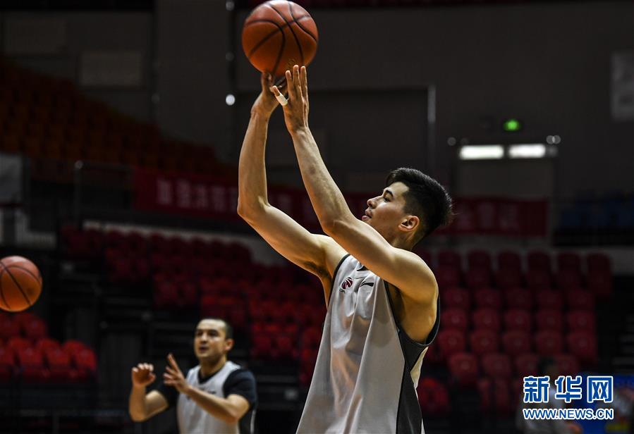 2򡪡½ʲųǶӱսCBA