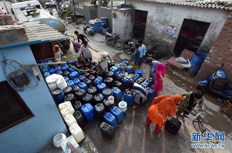 �����ʣ���2���µ����ͷ�Ĺ�ˮ��