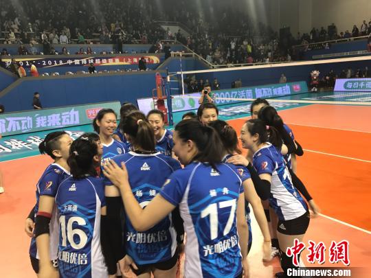 ����3:0ȡʤ���ܱȷ��ٴ�ƽ�֣��Ϻ�Ů�Ŷ�Ա�ǳ����� ��Ԫ�� ��