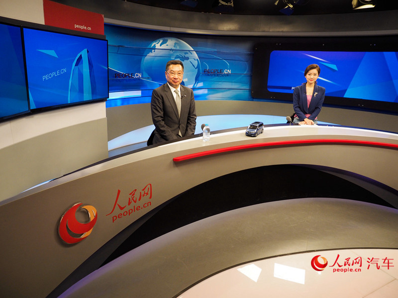 上汽大通总经理徐秋华做客人民网【7】