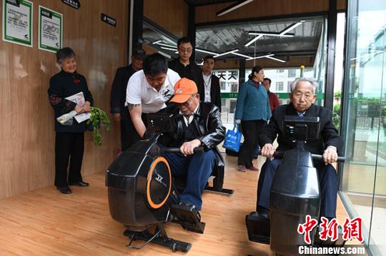 ͼΪ������˻���������Ҳ��˳·��������һ���ѶȲ��ߵĽ������ġ��������� ��