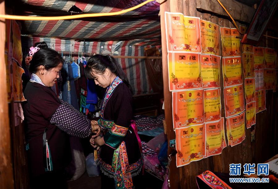 #(图片故事)(3)聋哑绣娘的刺绣故事