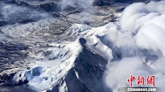 ͼΪ�ຣ����Դ����İ��տ���ɽ������Դ���ҹ�԰������ ��ͼ