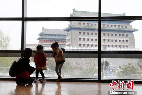 ����ͼ��������������Ķ���<a target='_blank' href='http://www.chinanews.com/'>������</a>���� ������ ��