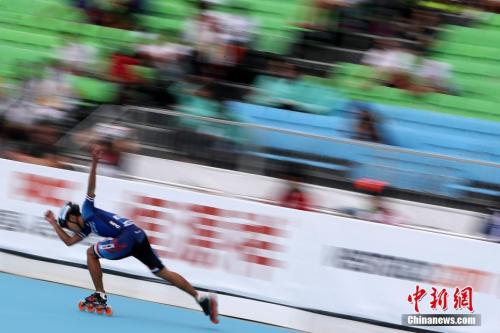 资料图:速度轮滑比赛。 <a target='_blank' href='http://www.chinanews.com/'>中新社</a>记者 泱波 摄