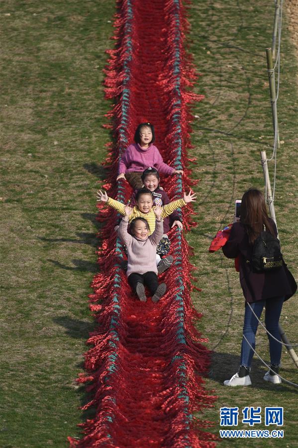 (在习近平新时代中国特色社会主义思想指引下——新时代新气象新作为·图文互动)(5)绿色的生机,百姓的生计——模范践行生态文明理念的湖州之路