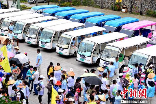 三亚景区的交通配套接待服务 王晓斌 摄
