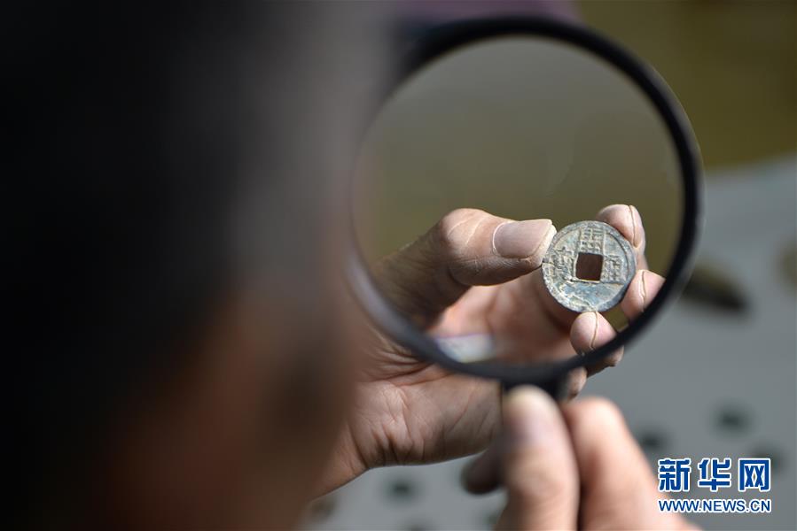 #��ͼ�Ļ�������2���ӱ��Ϻͷ���400�๫���Ǯ�� ʱ���ȴӺ�����Ԫ��