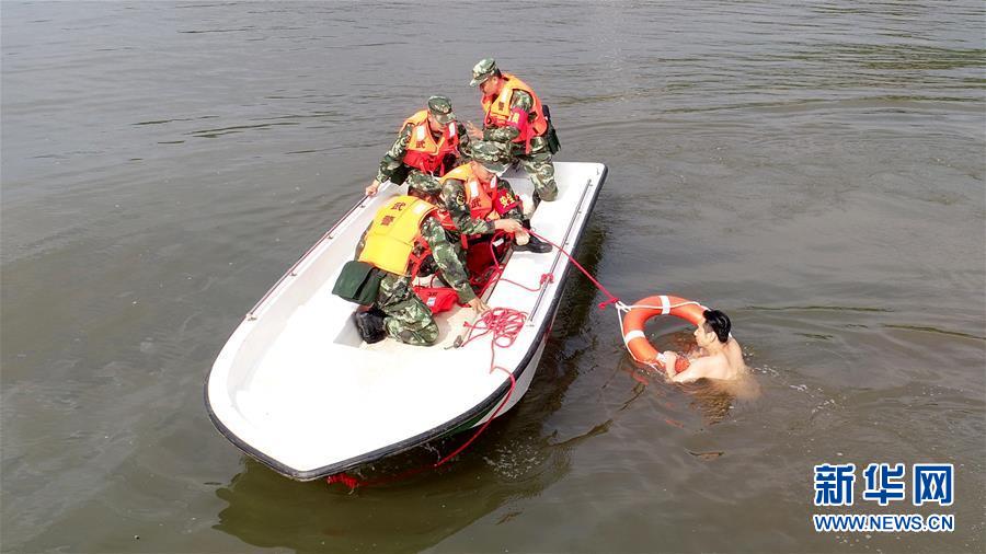 �����£���6�������侯��ˮ������ ��սѴ��