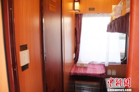 ͼΪ������֮�ǡ�����ר���ڲ���(��ѧ����)