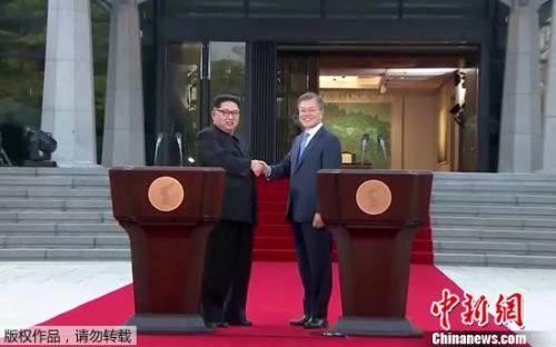 ���������쵼��27���ڻ����ͬǩ�𡶰��ŵ����ԡ������ڷ�����������������⡣