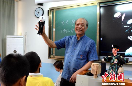 չʾѧ���ֳ�����ľż��Ʒ�����Ž𴨡���