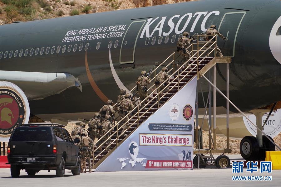 �����ʣ���3����ʮ�조��ʿ�������������ֱ�������Լ����Ļ