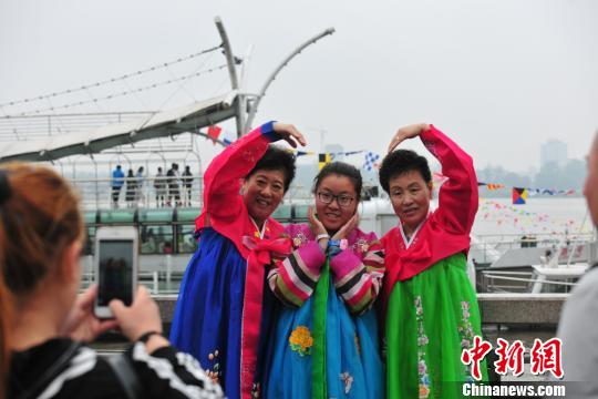 �οʹ��ų��������װ�����ա����ں��� ��