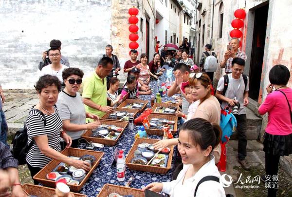 ���չ������ݡ������硱 ǧ���ο��ֳ�Ʒ��