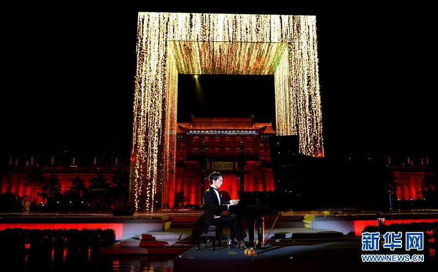 ���Ļ�����3����Ӱʢ�����������ų�ǽ