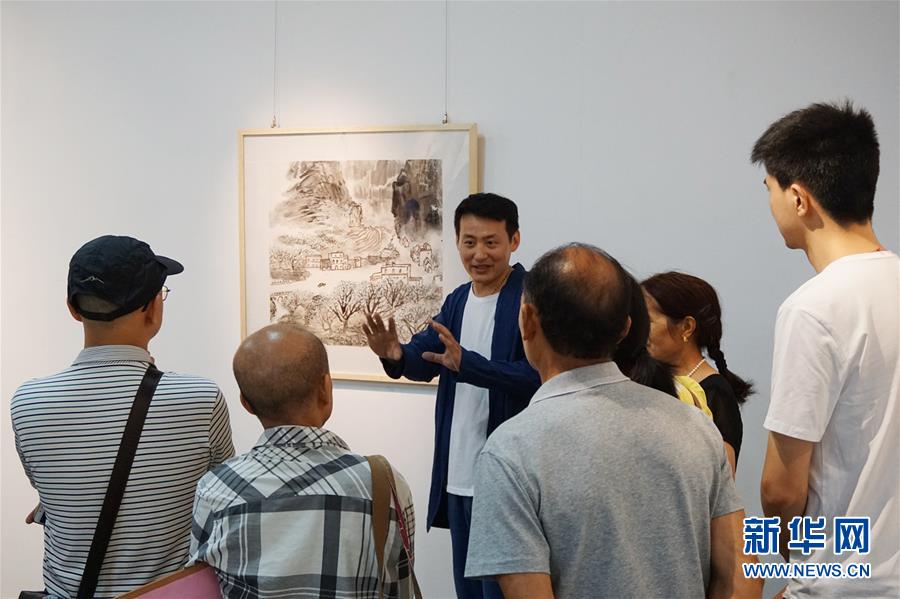 (图文互动)(2)“画说扶贫”——一个青年画家的别样扶贫故事