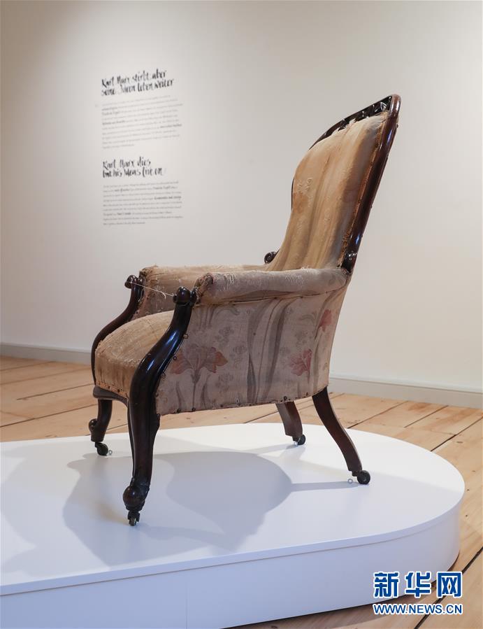 �����ʣ���2��̽������˼�ʾӼ����