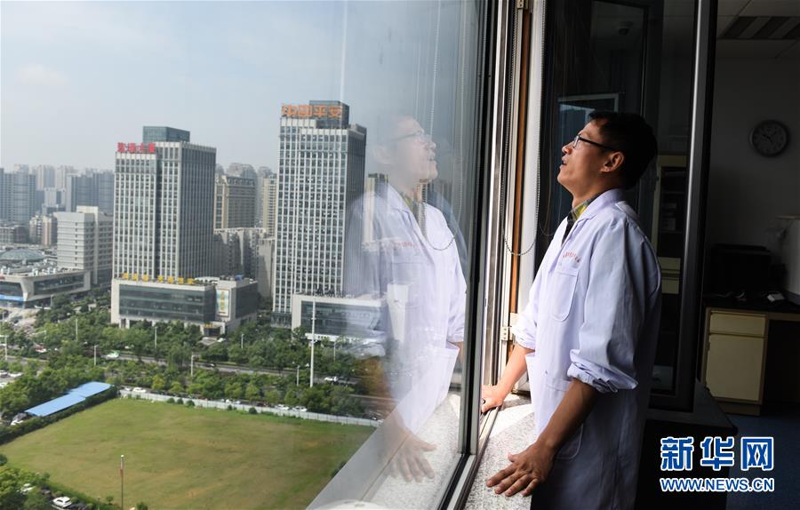 (社会)(2)“闻臭”辨污染——走近环保“嗅辨师”