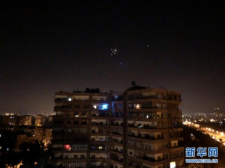 （国际）（2）叙利亚媒体称叙军拦截并击落数十枚以色列导弹