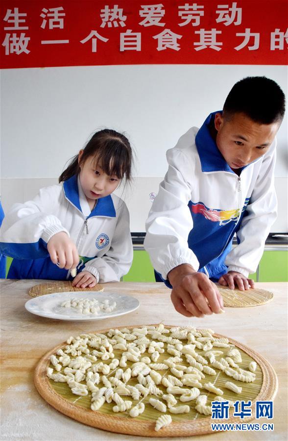 #(社会)(3)特色课堂育人忙