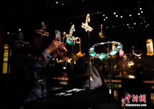 资料图:“铭心撷珍——卡塔尔阿勒萨尼收藏展”亮相故宫。<a target='_blank' href='http://www.chinanews.com/'>中新社</a>记者 杜洋 摄