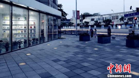 ͬ������¿�ҵ��һЩ��Ƹ������Ի��� ��ͼ��