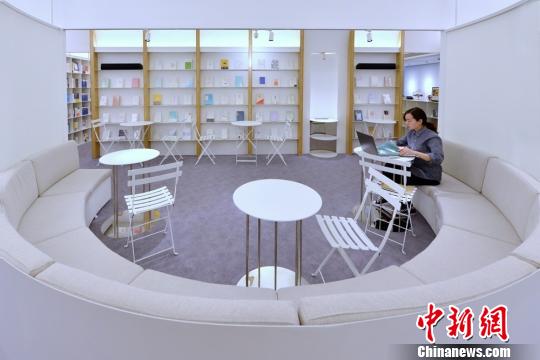 ����������ѧ¤�������조ͼ��+���ȡ������Ļ��ռ䡣 ��ͼ��