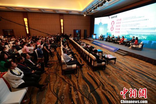 ��Ͽ������ũ�׵��Ļ��߶���̳ɽ�����Ǿ���